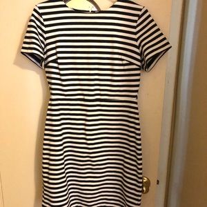 Black and white striped sheath dress - Old Navy